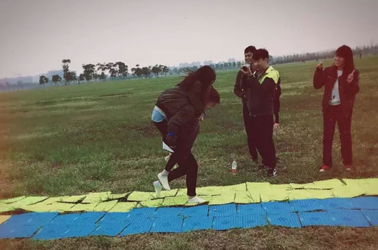姑娘，你这是要爆发了呀！加油！