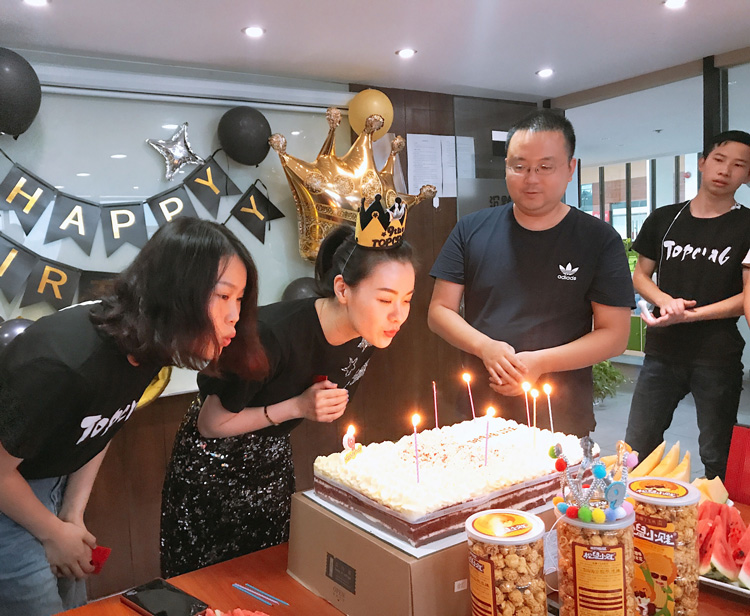 /蟹状元八月生日会03