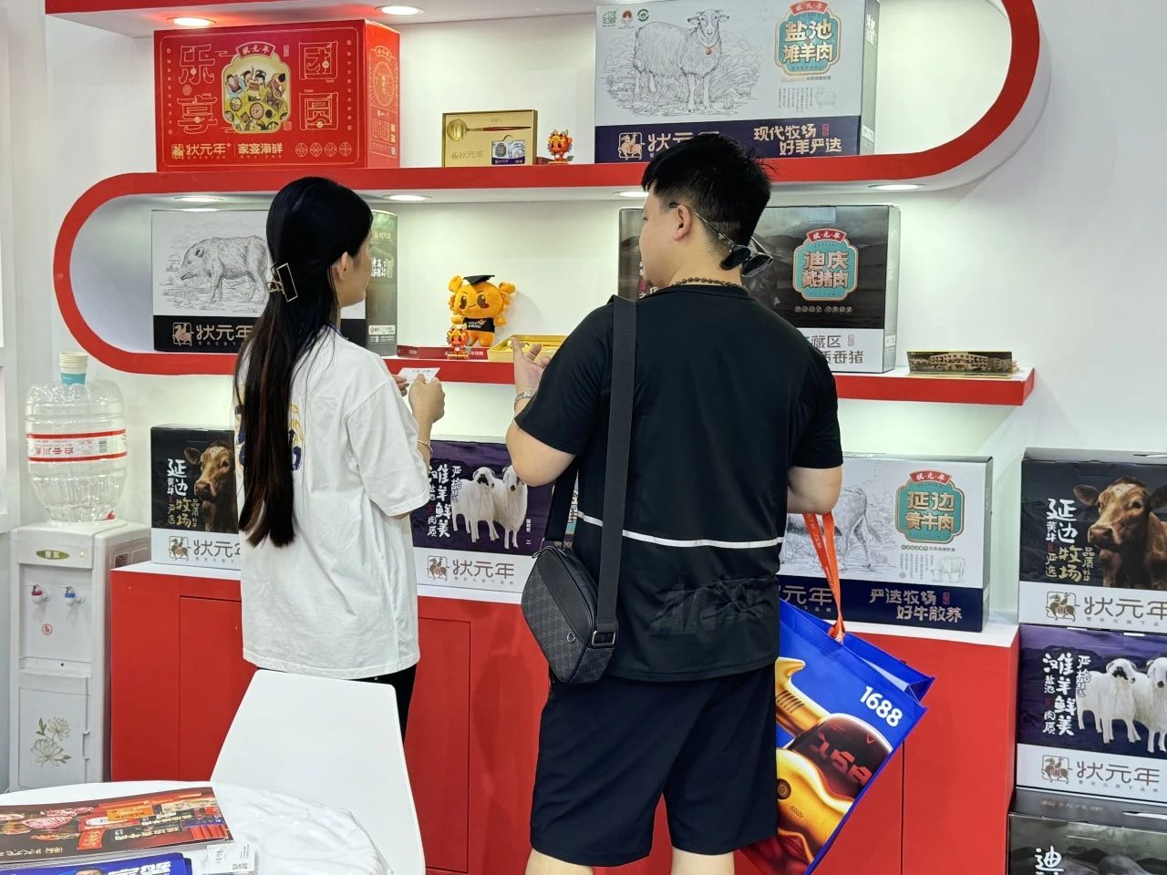 蟹状元亮相第32届深圳礼品展现场0003 蟹状元亮相第32届深圳礼品展现场0003